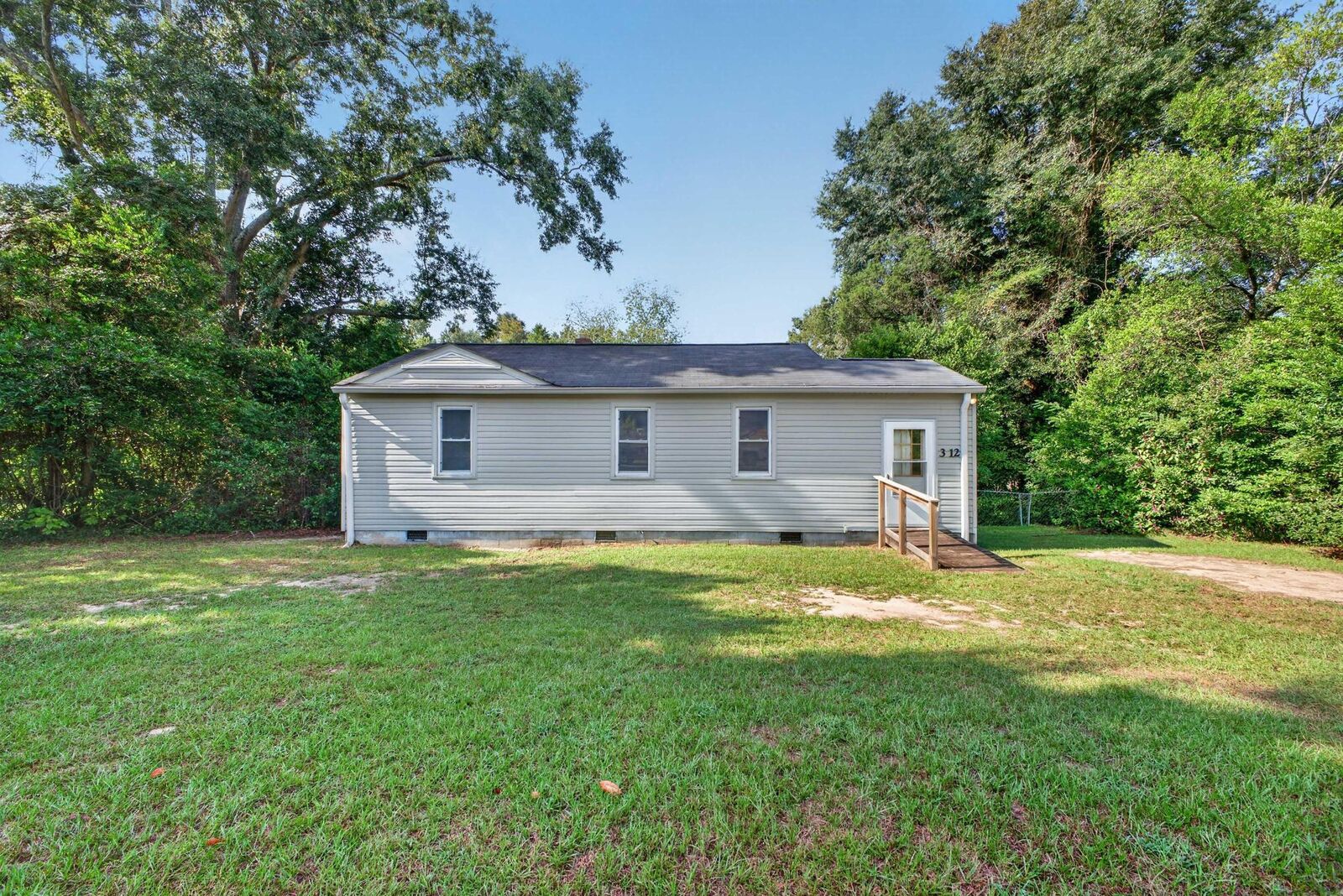 Property Photo:  312 1st Street  SC 29831 
