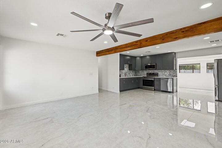Property Photo: 7525 E Moreland Street AZ 85257