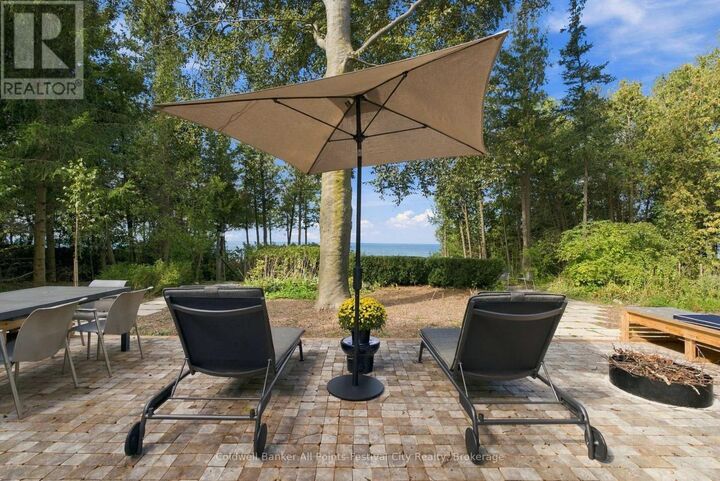 Property Photo:  33811 Union Road  ON N7A 3X8 