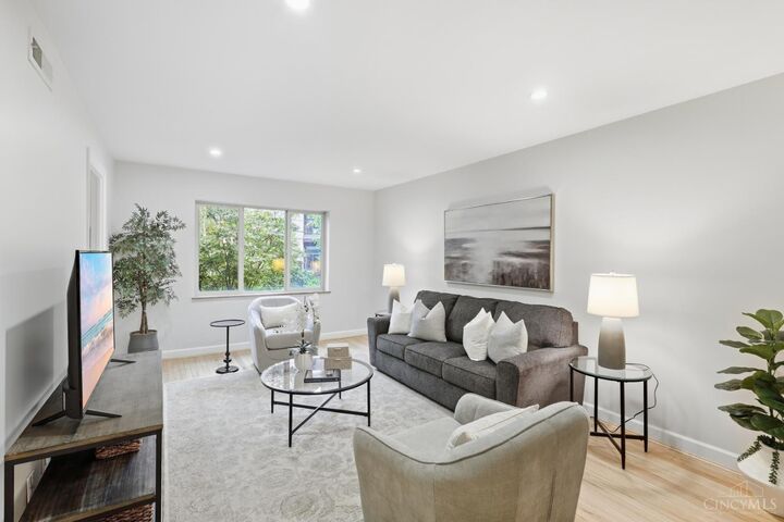 Property Photo: 3420 Shaw Avenue OH 45208
