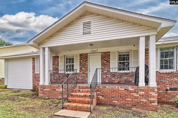 Property Photo: 1907 Holland SC 29169