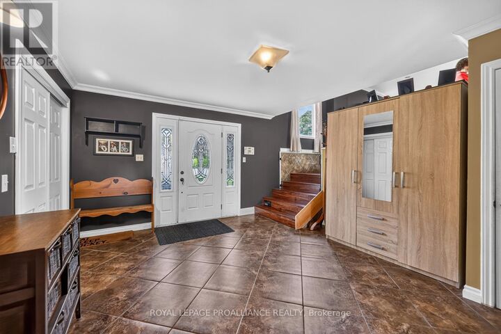 Property Photo:  43 Alta Vista Drive  ON K0E 1T0 