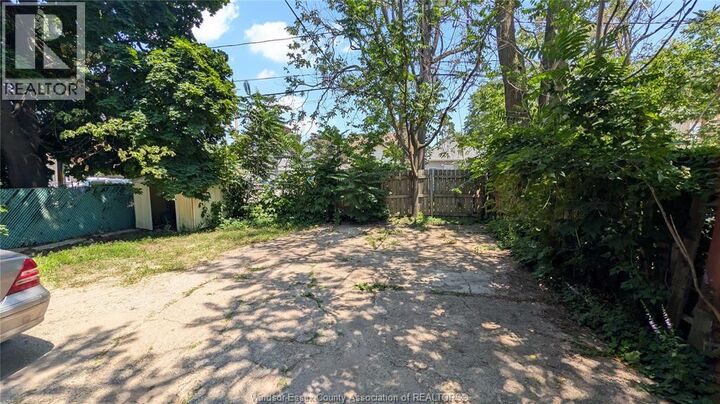 Property Photo:  322 Partington Upper  ON N9B 2N5 