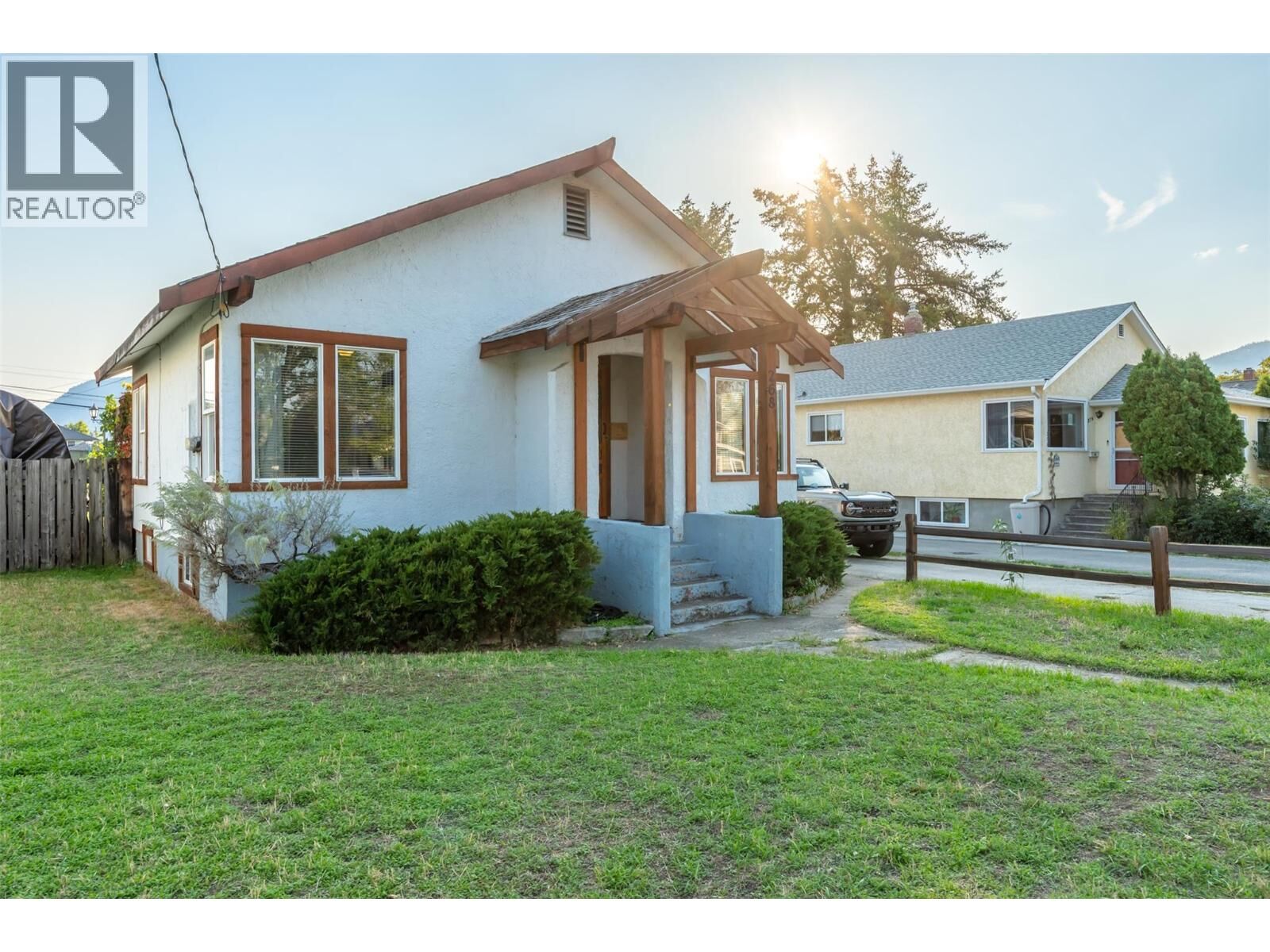 Property Photo:  268 Conklin Avenue  BC V2A 2T2 