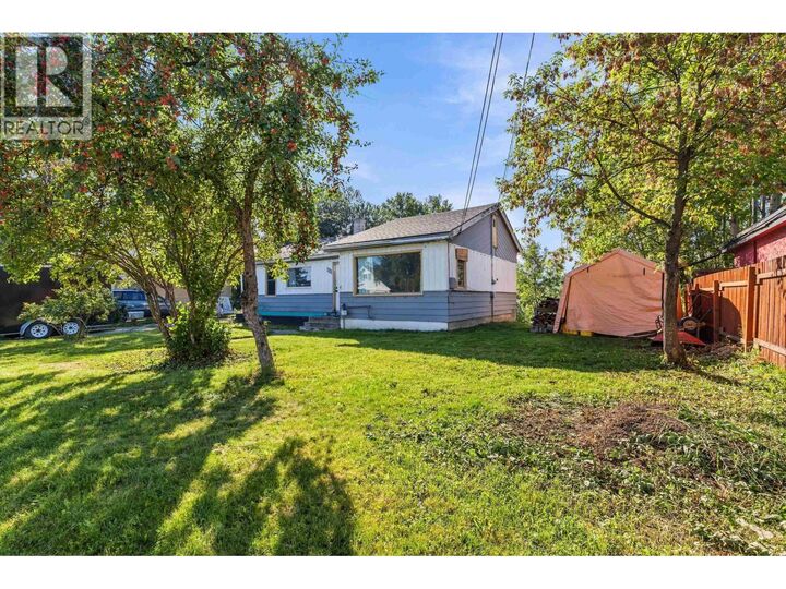 Property Photo:  1161 Cuddie Crescent  BC V2L 4W4 