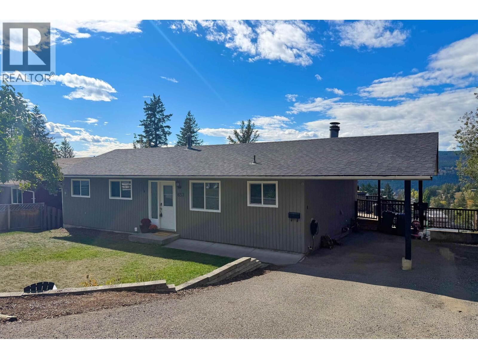 Property Photo:  657 Centennial Drive  BC V2G 4E5 