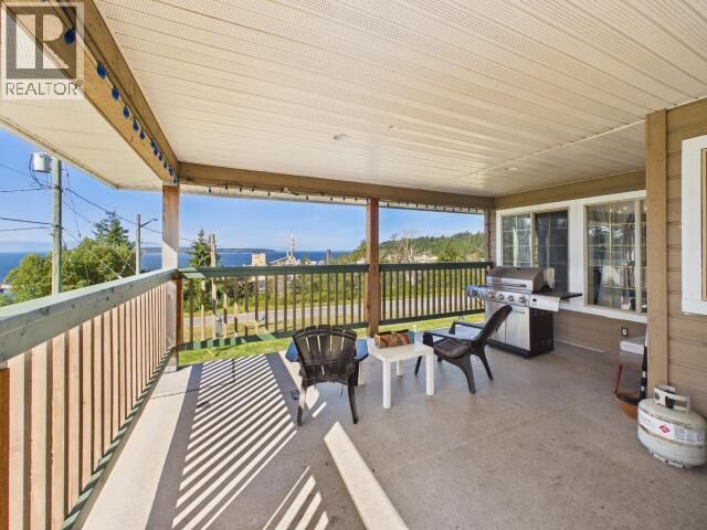 Property Photo:  5726 Marine Ave  BC V8A 2M4 