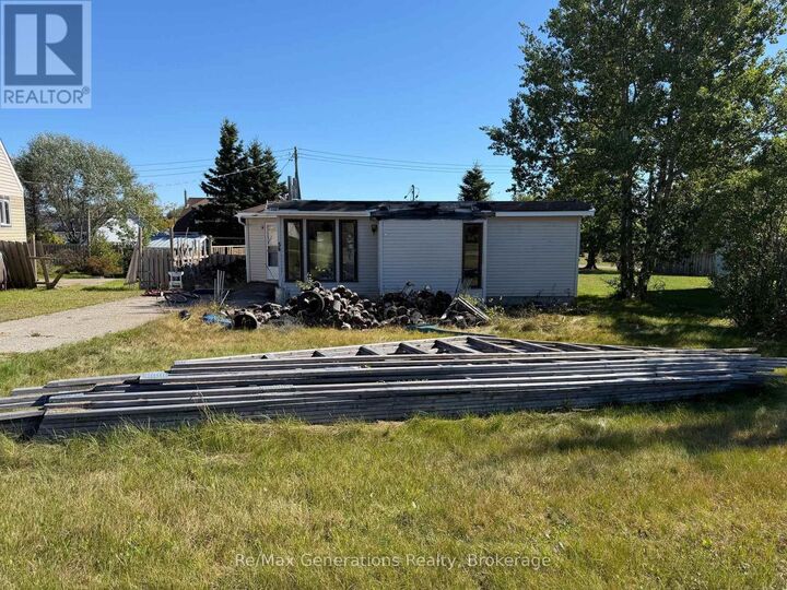 Property Photo:  36 Hudson Drive North  ON P0T 2W0 