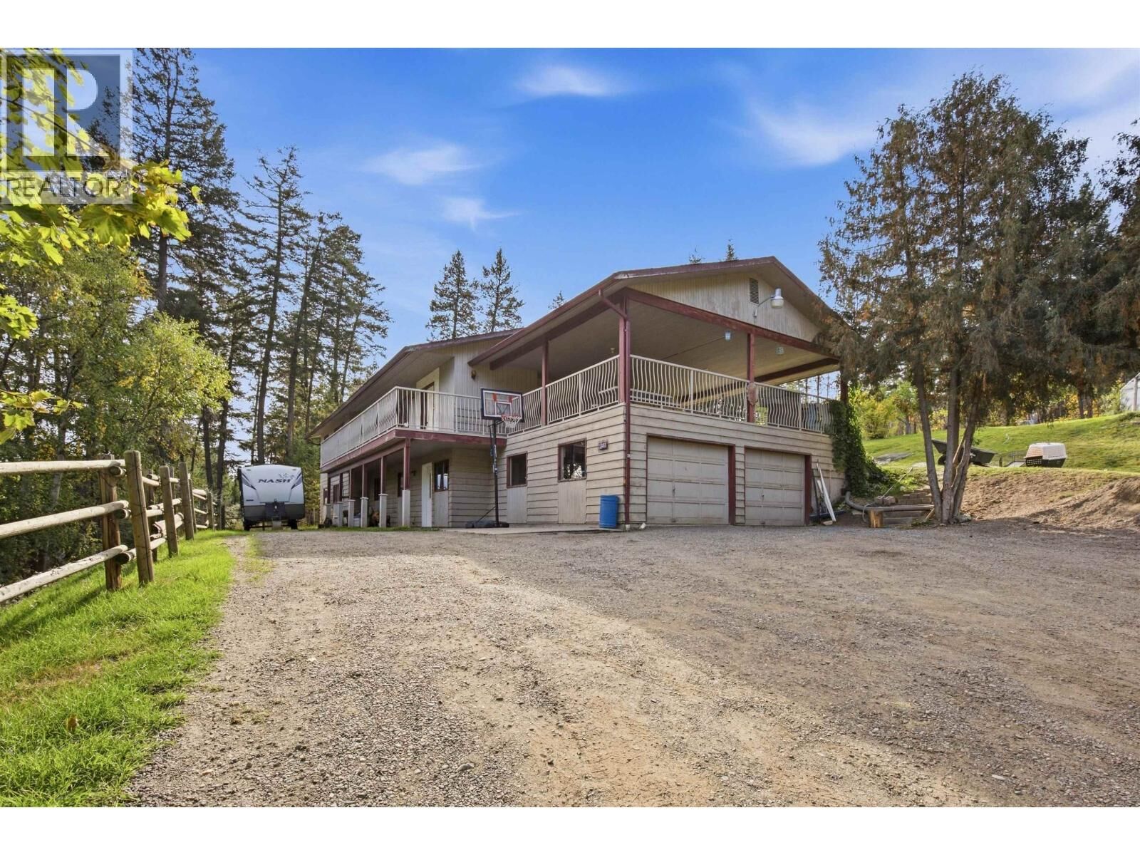 Property Photo:  759 Winger Road  BC V2G 5J9 