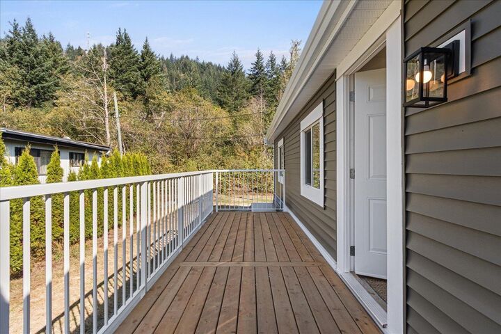 Photo de la propriété: 65367 Kawkawa Lake Road 50 BC V0X 1L1