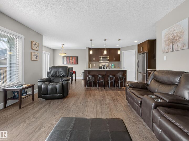 Property Photo:  13 Hudson Cove  AB T7X 0R8 