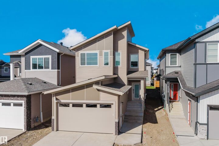 Property Photo:  6230 45 Avenue  AB T4X 0Z3 