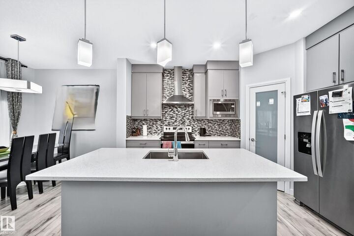 Property Photo:  7245 Chivers Place SW  AB T6W 4L4 