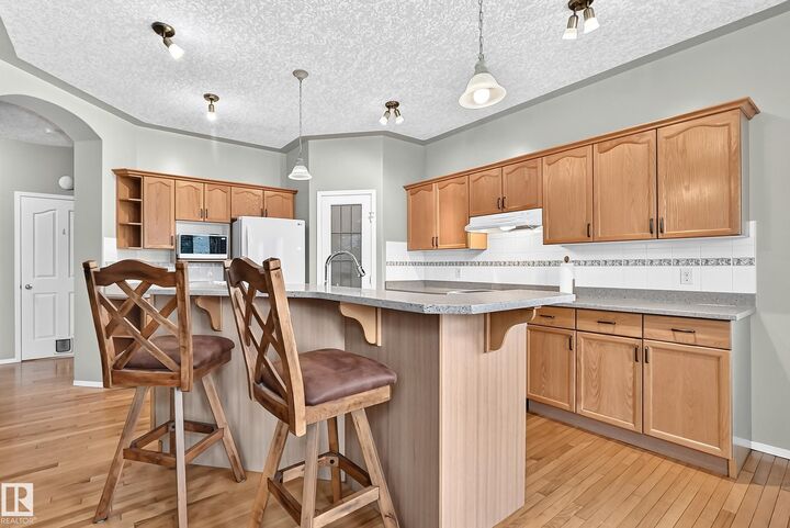 Property Photo:  265 Dunvegan Road NW  AB T5L 5E5 