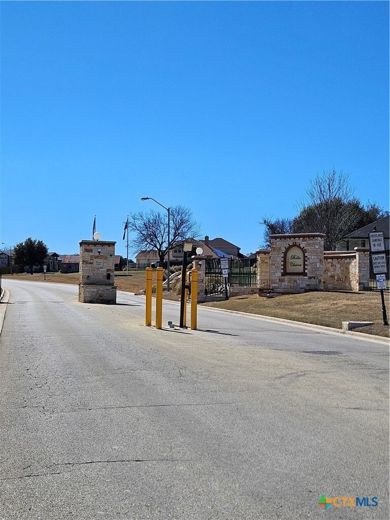Property Photo: 2017 Box Canyon TX 76559