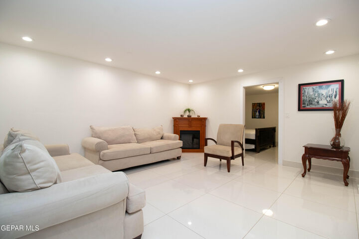 Property Photo:  637 Westview Avenue  TX 79912 