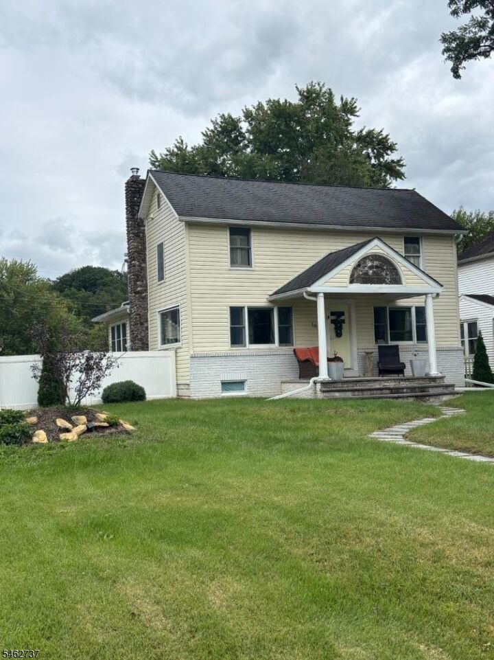 Property Photo:  16 Washington St  NJ 07832 