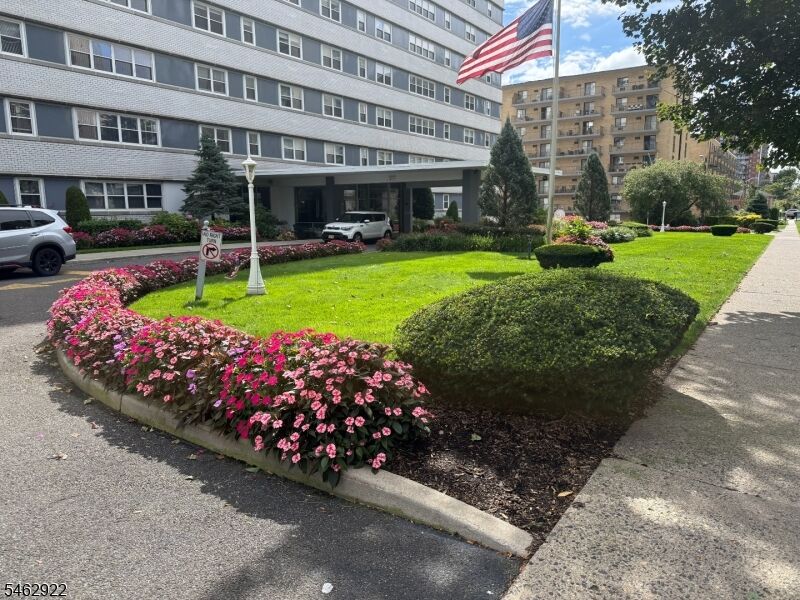 Property Photo:  280 Prospect Ave 5N  NJ 07601 