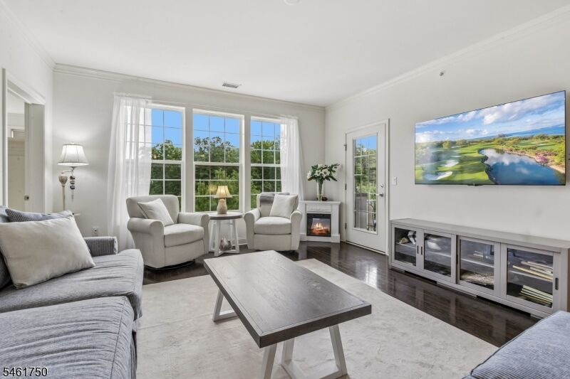 Property Photo:  4309 Hoover Ln 309  NJ 07885 
