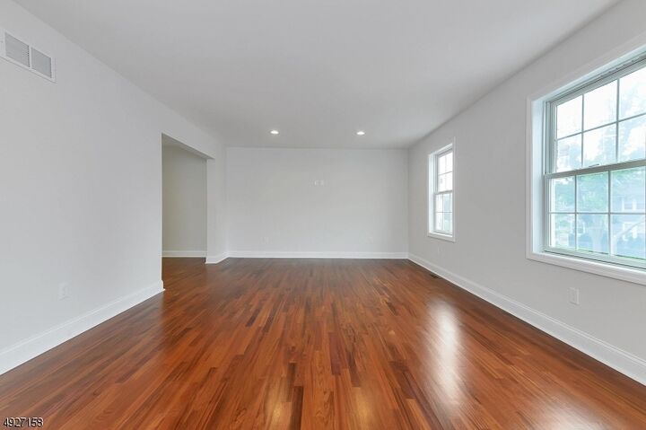 Property Photo:  7 Harrison St A  NJ 07960 