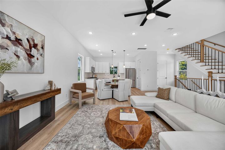 Property Photo:  322 Walthall Drive F  TX 77022 