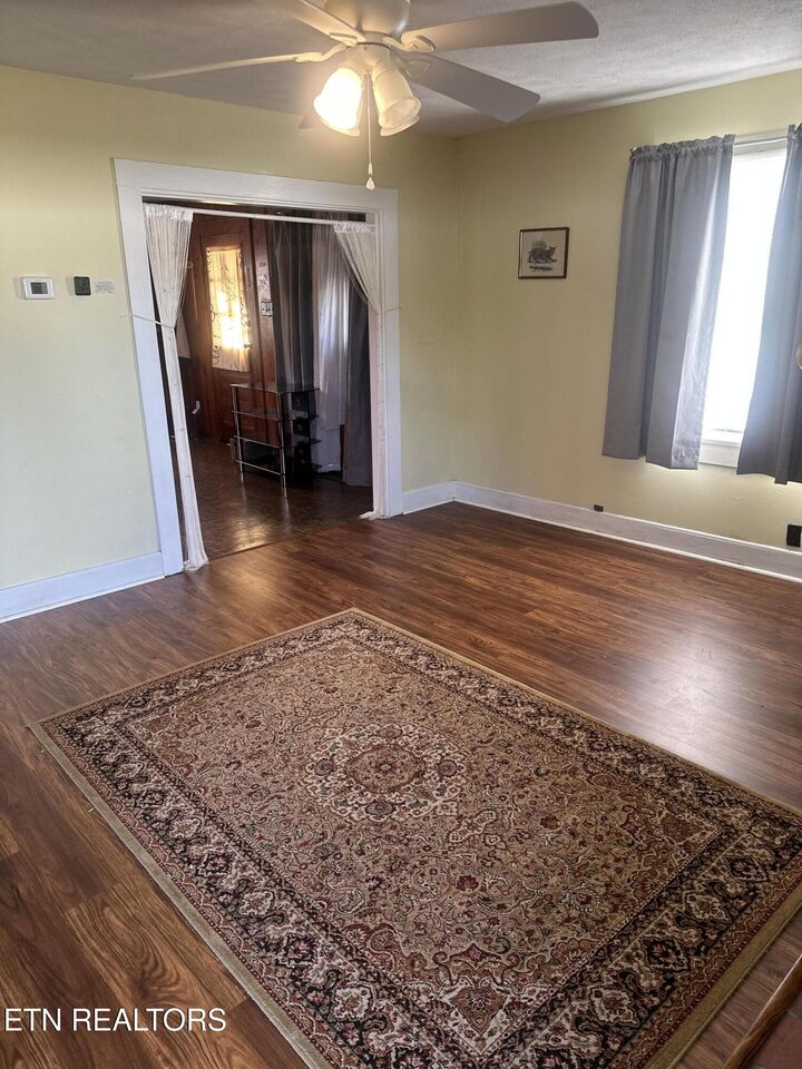 Property Photo: 6224 Stormer Rd TN 37918
