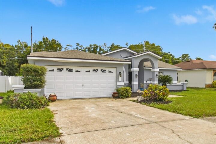 Property Photo:  9719 Lomalinda Court  FL 34655 