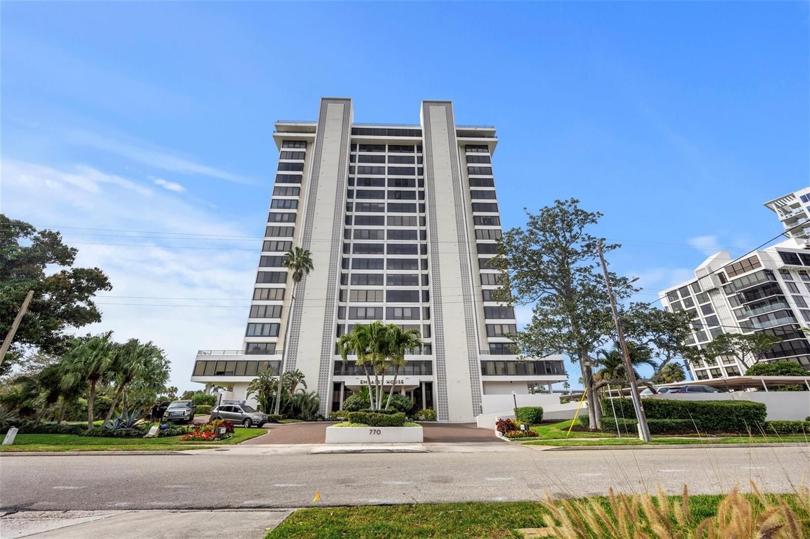 Property Photo: 770 S Palm Avenue 1001 FL 34236