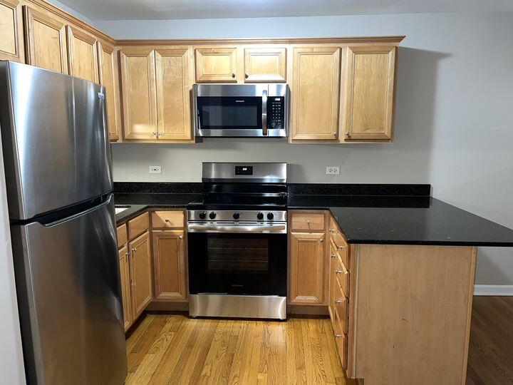 Property Photo: 6244 N Harlem Avenue 5B IL 60631