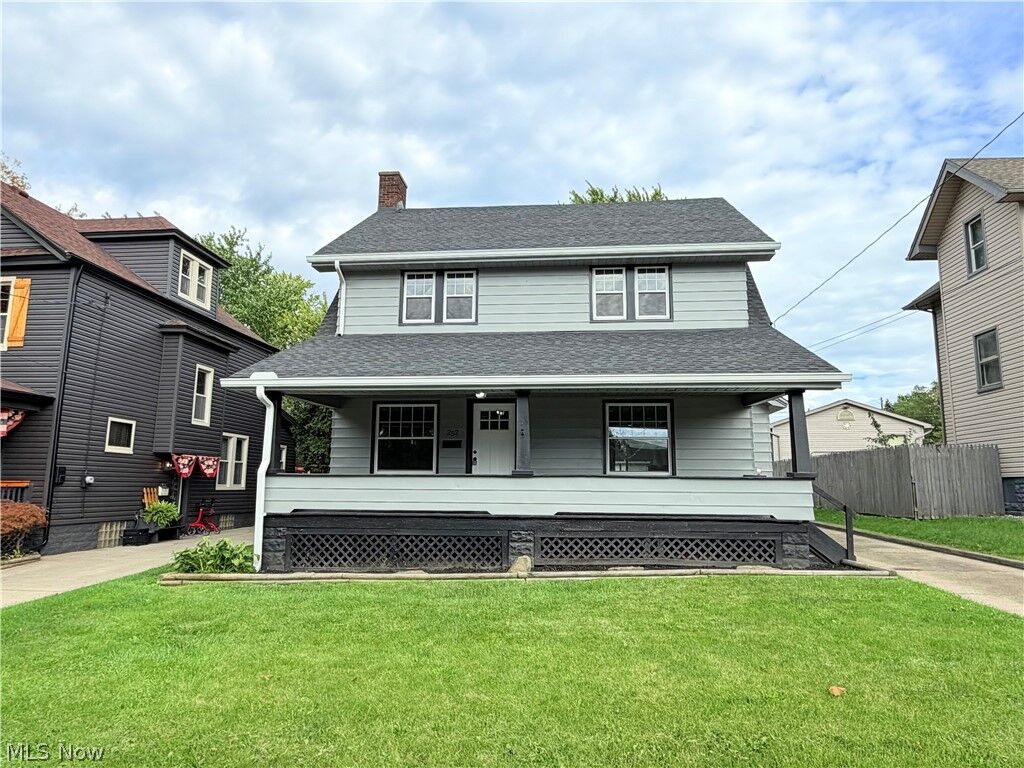 Property Photo: 252 E Kline Street OH 44420