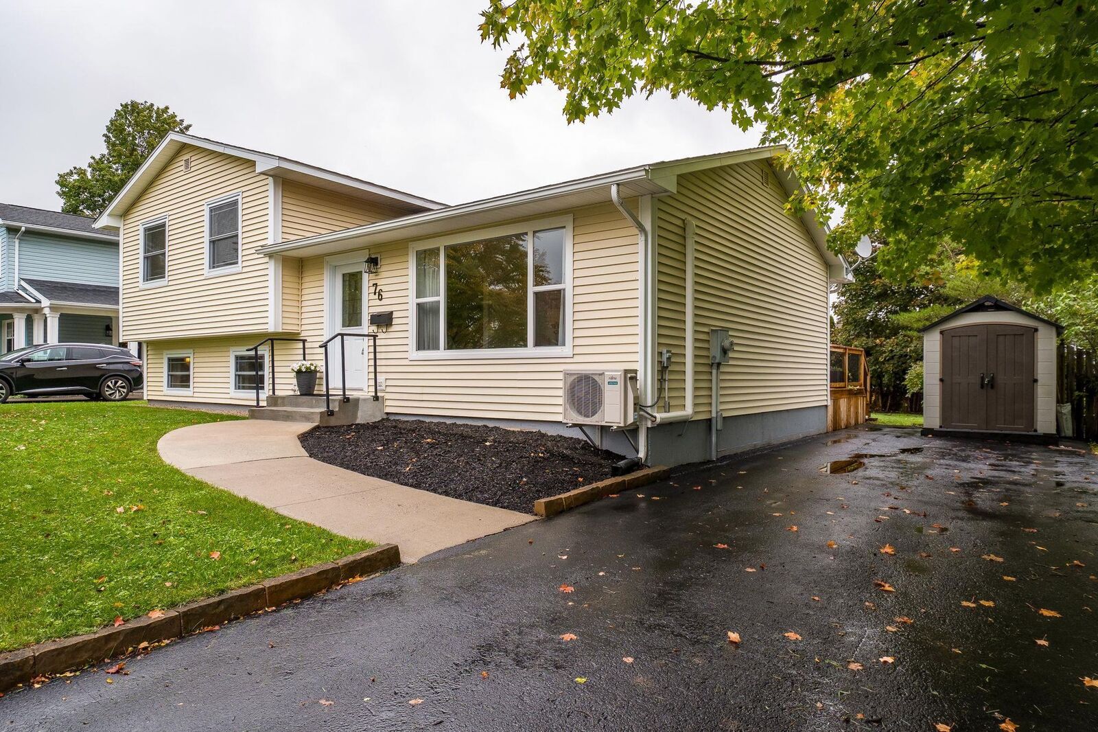 Property Photo:  76 Appletree Lane  NS B4N 3Y6 