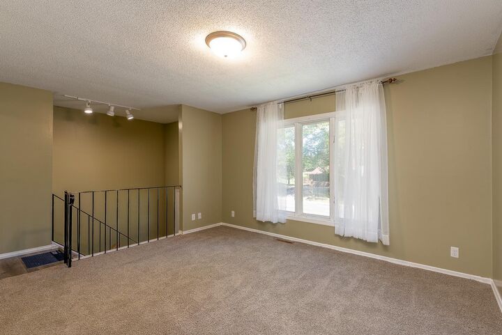 Property Photo:  1701 Quail Roost Drive  MN 56003 