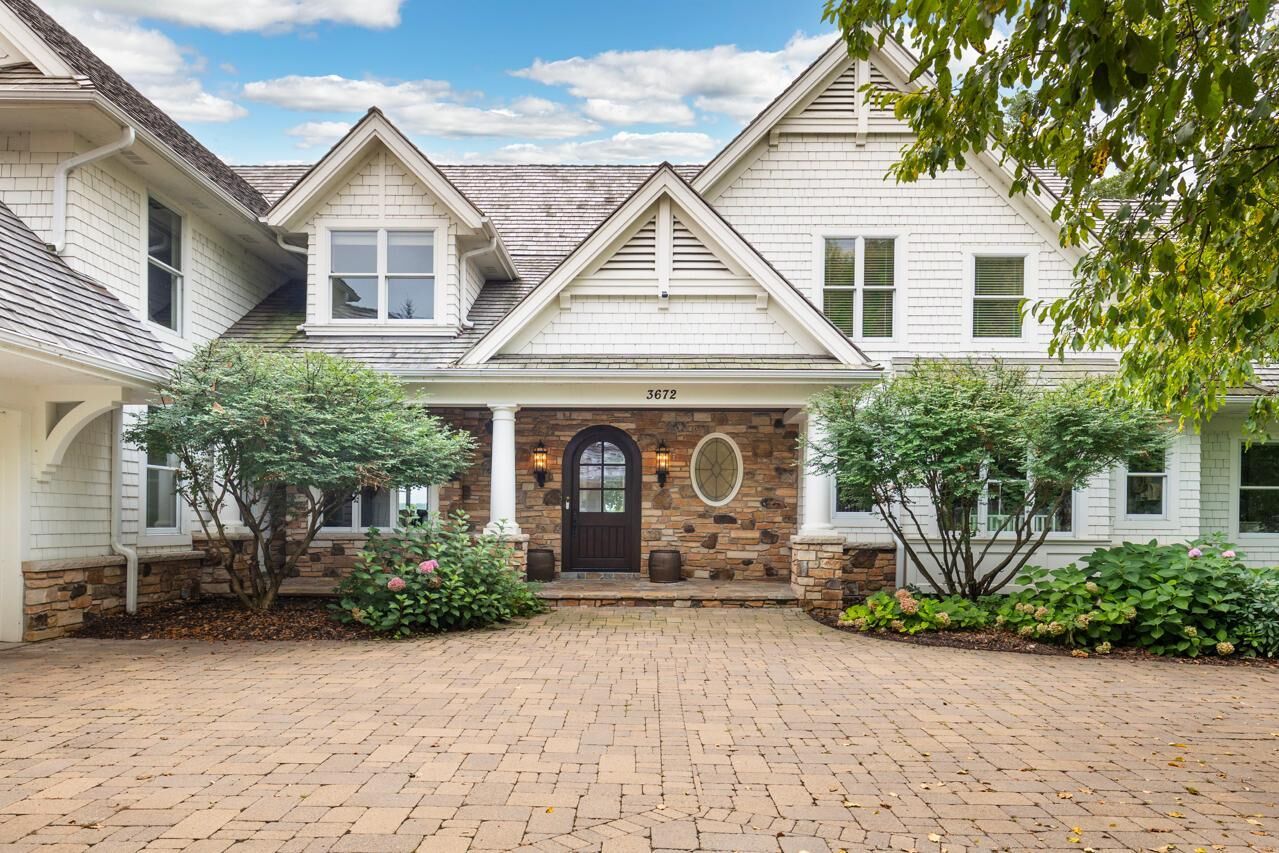 Property Photo:  3672 Landings Drive  MN 55331 