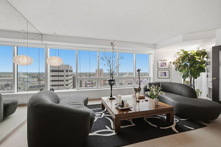 Property Photo: 168 6th Street E 3206 MN 55101