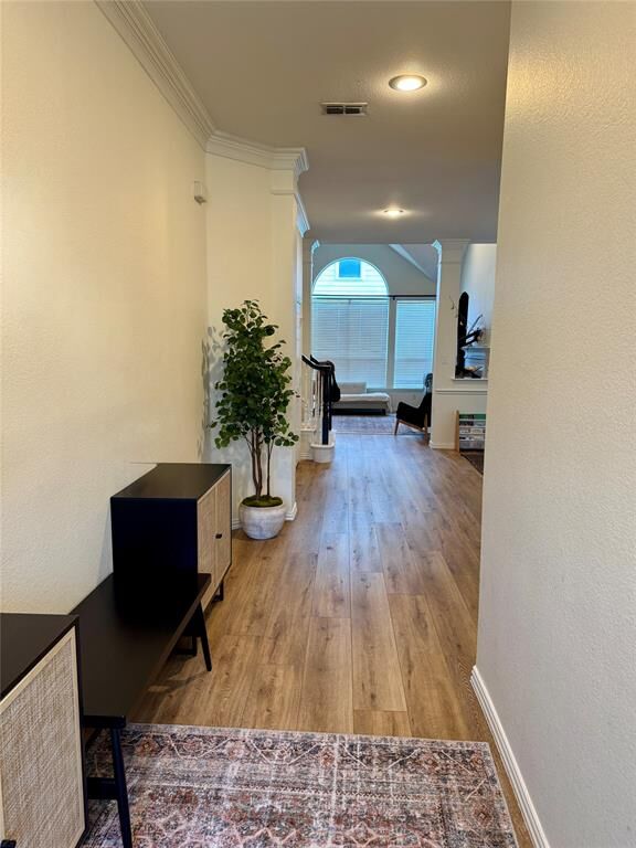 Property Photo:  803 Kodiak Circle  TX 76039 
