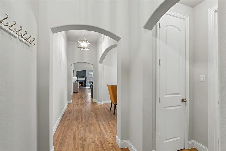 Property Photo:  3705 Millstone Way  TX 75009 