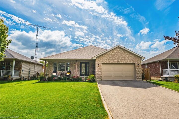 Property Photo:  915 St George Street  ON N0A 1N0 