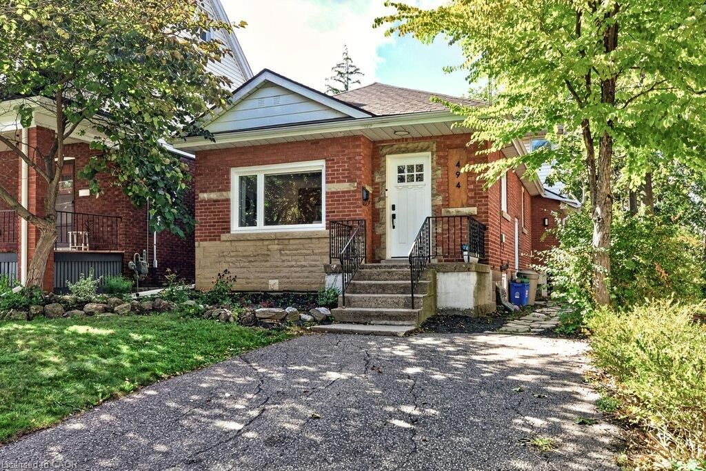 Photo de la propriété:  494 Dundurn Street S  ON L8P 4L9 