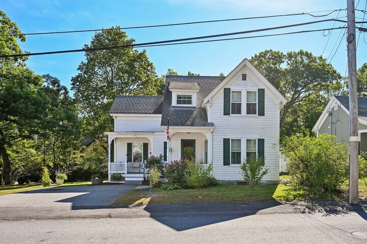 Property Photo:  18 Highland Ave  MA 01863 