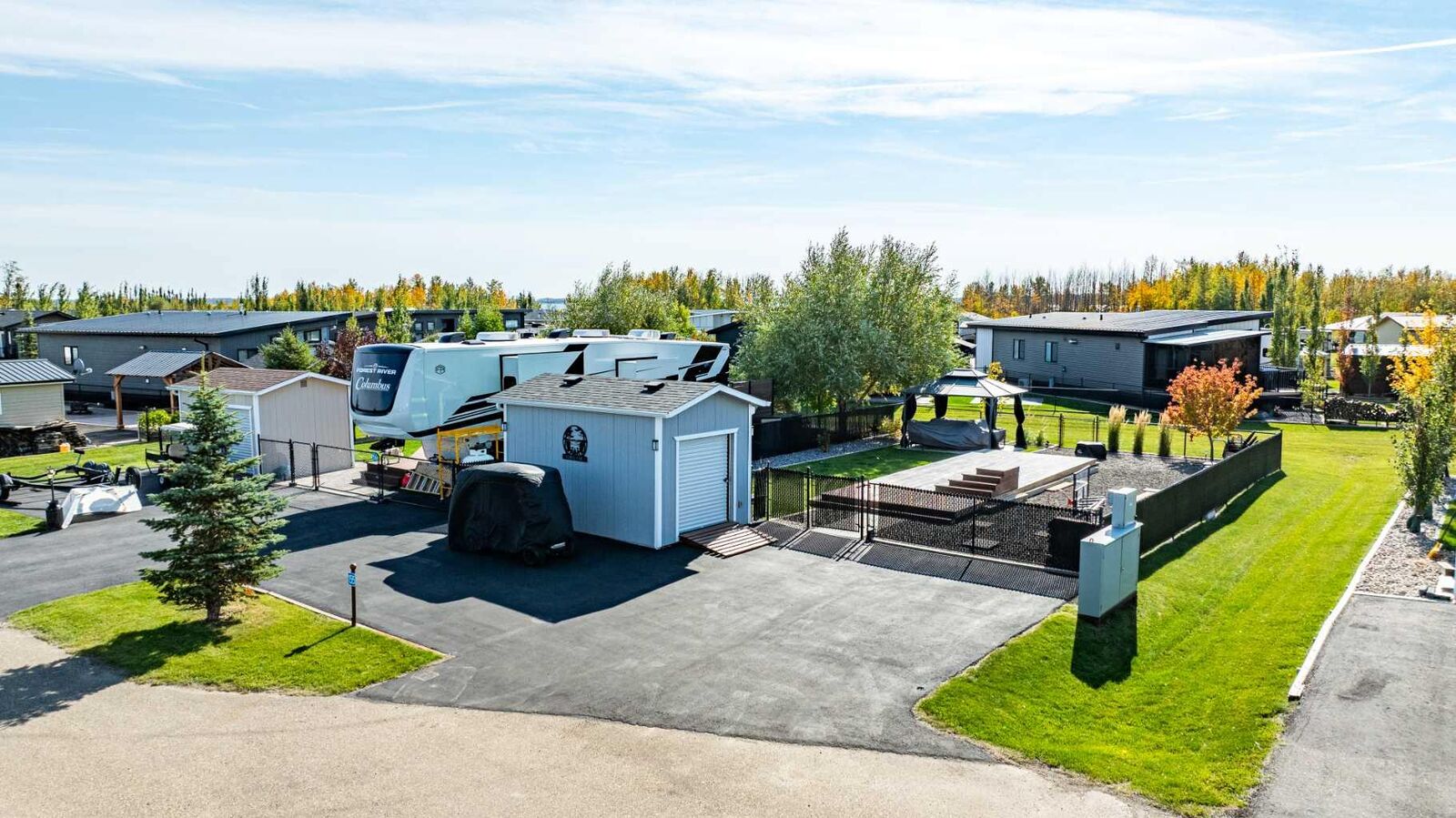 Property Photo:  41019 Range Road 11 155  AB T0C 0J1 