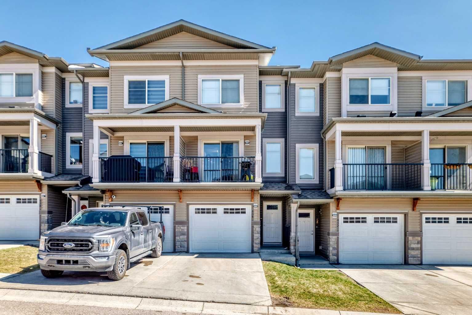 Property Photo:  434 Sage Hill Grove NW  AB T3R 0Z8 