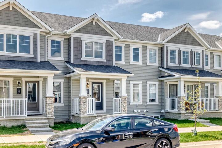 Property Photo:  1387 148 Avenue NW  AB T3P 1W2 