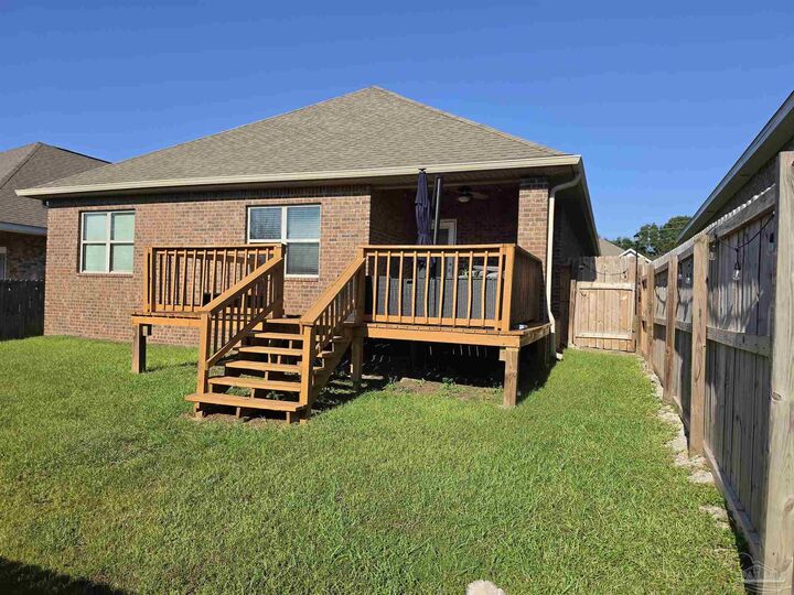 Property Photo: 3539 Whitetail Ln FL 32526