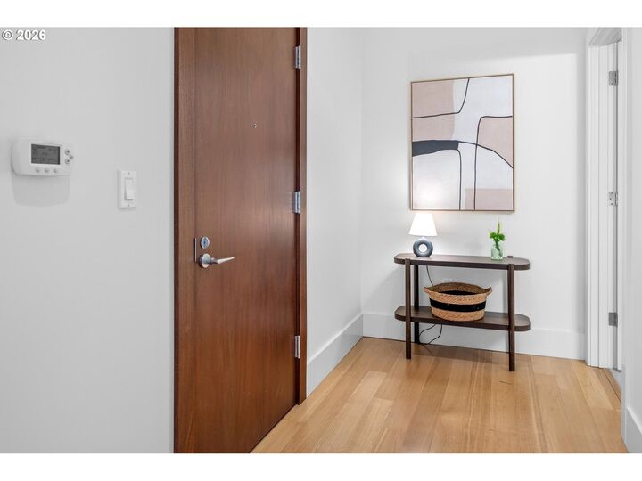Property Photo:  1001 NW Lovejoy St 608  OR 97209 