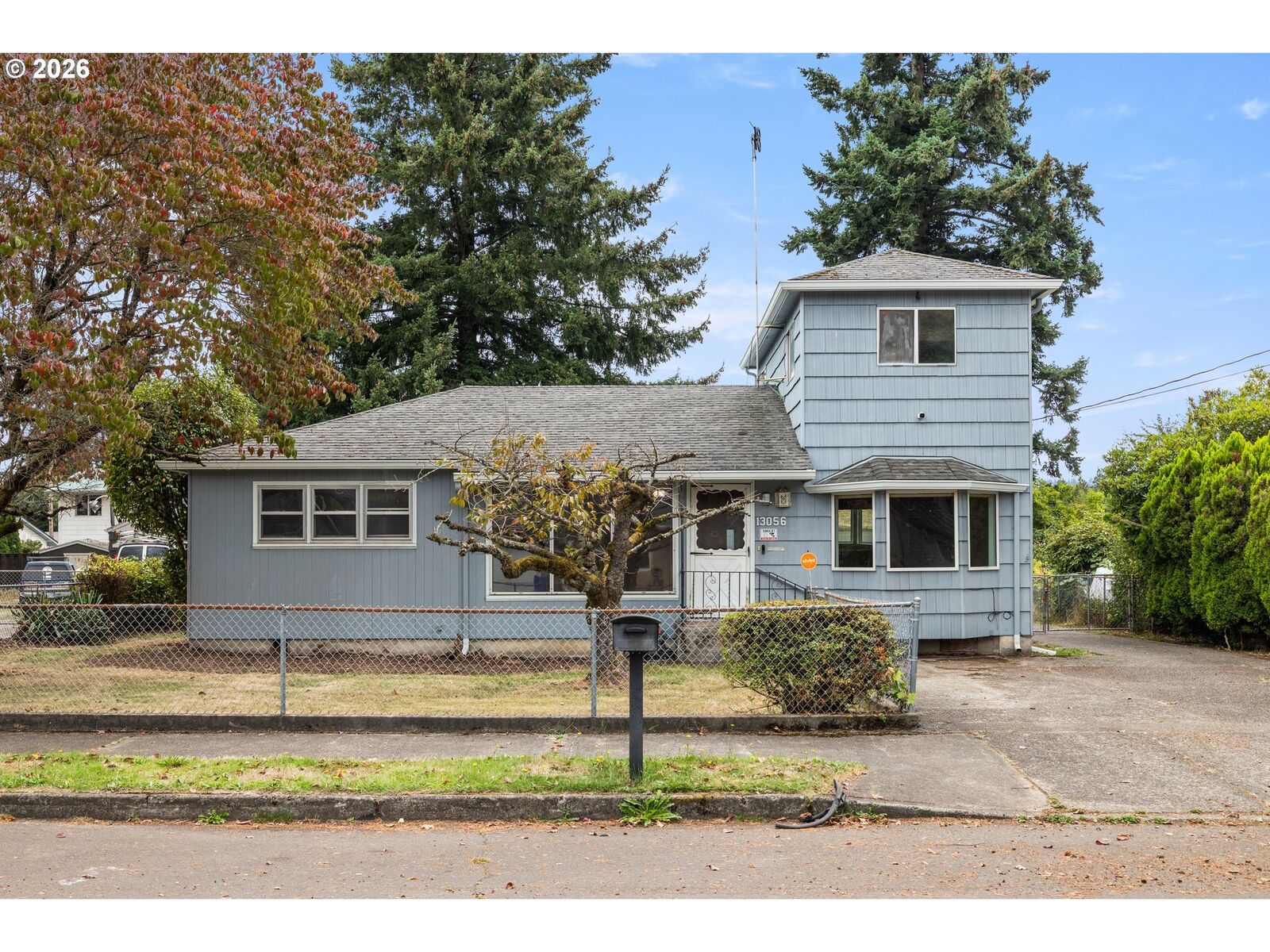 Property Photo:  13056 SE Center St  OR 97236 