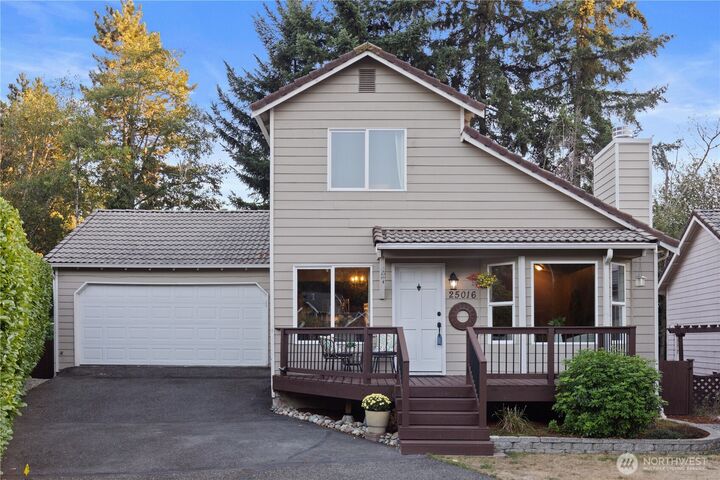 Property Photo:  25016  222nd Court SE  WA 98038 