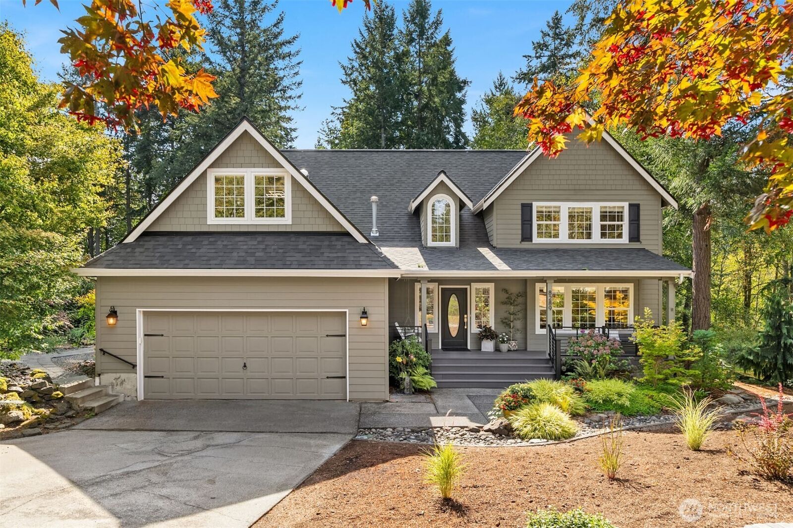 Property Photo:  8289  New Holland Court NE  WA 98110 