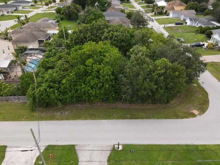 Property Photo: 3458 SW Voyager Street FL 34953