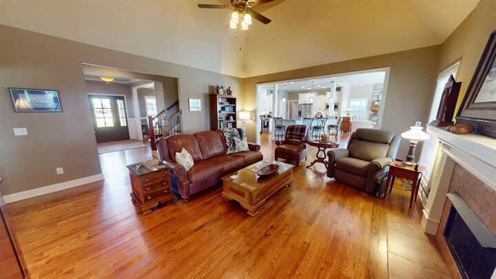 Property Photo:  132 Grand Teton Way  KY 42104 