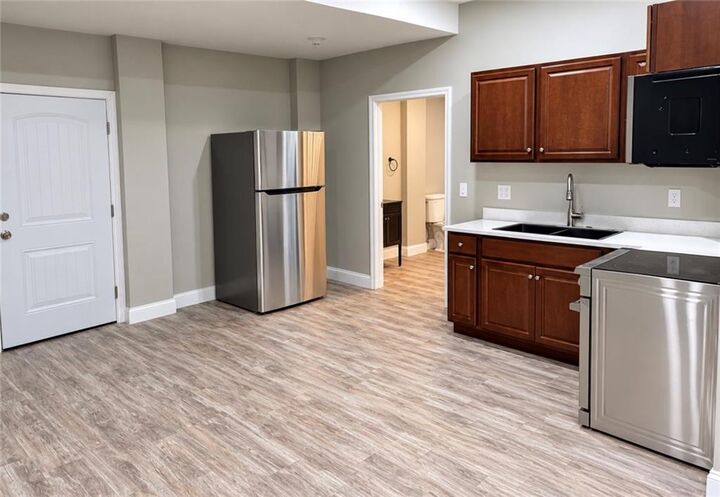Property Photo: 387 Broad Street 3 RI 02863